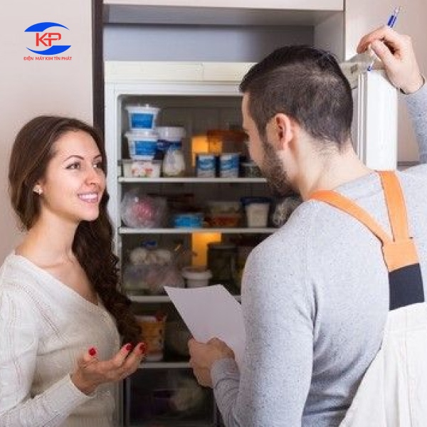Tủ Lạnh Thường Xuyên Đọng Nước Trong Ngăn Mát Phải Làm Sao? Cách Khắc Phục